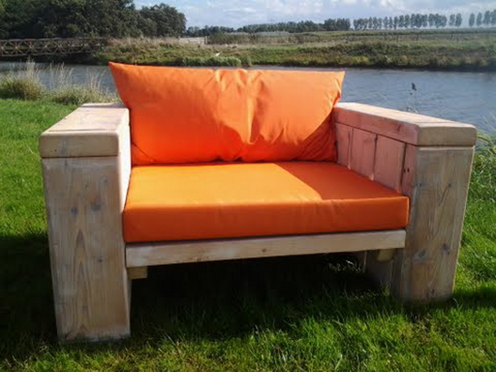 Houten tuinmeubelen Kwebbeltafels Houten tuinmeubelen Kwebbeltafels